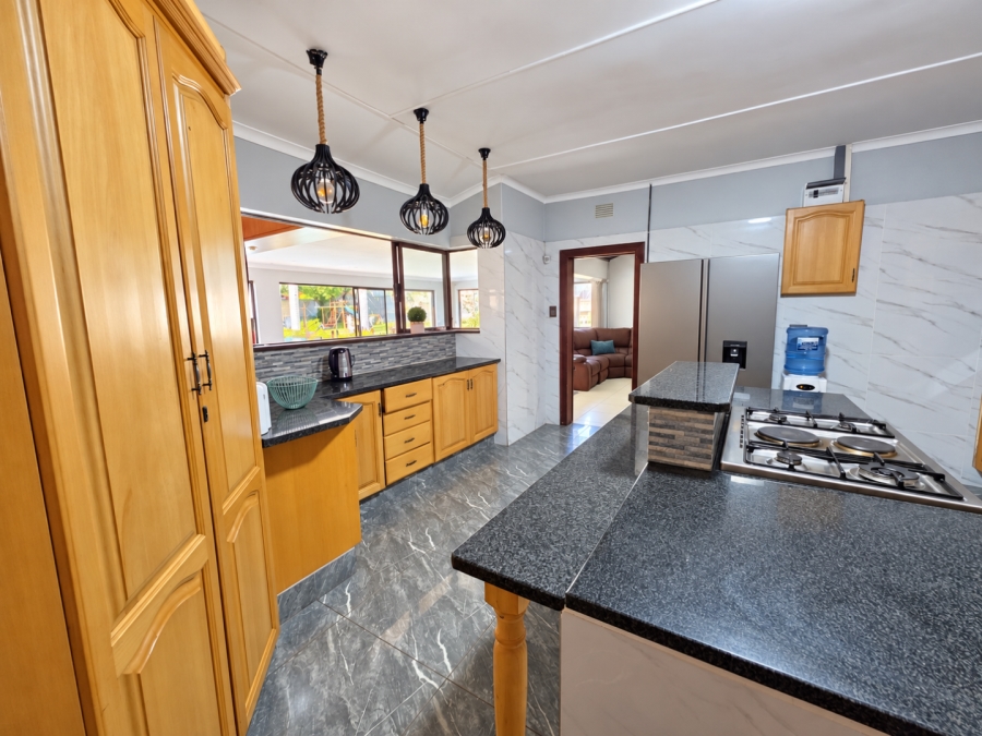 4 Bedroom Property for Sale in Wilkoppies North West